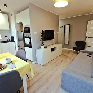 nowoczesny-apartament-w-sercu-wroclawia.hotelswroclaw.com/